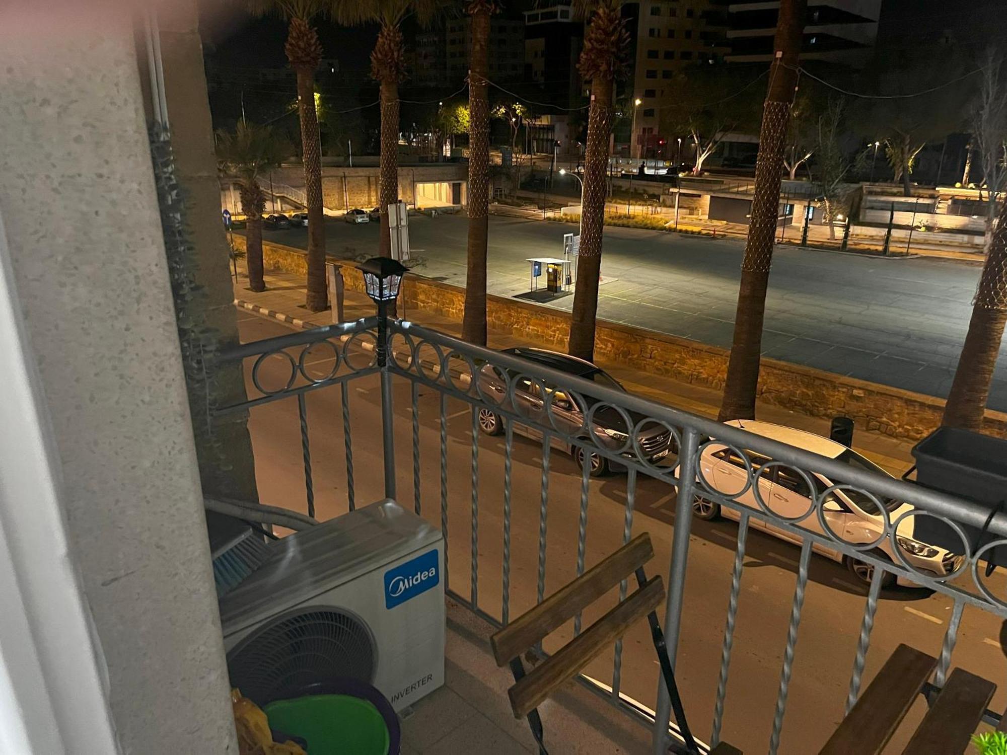 Xanthis Hostel Nicosia City Centre Экстерьер фото